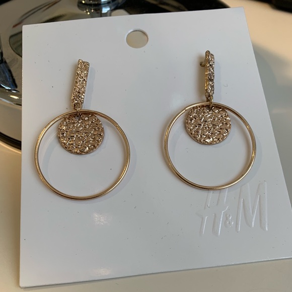 H&M Jewelry - H&M gold Drop hoop earrings